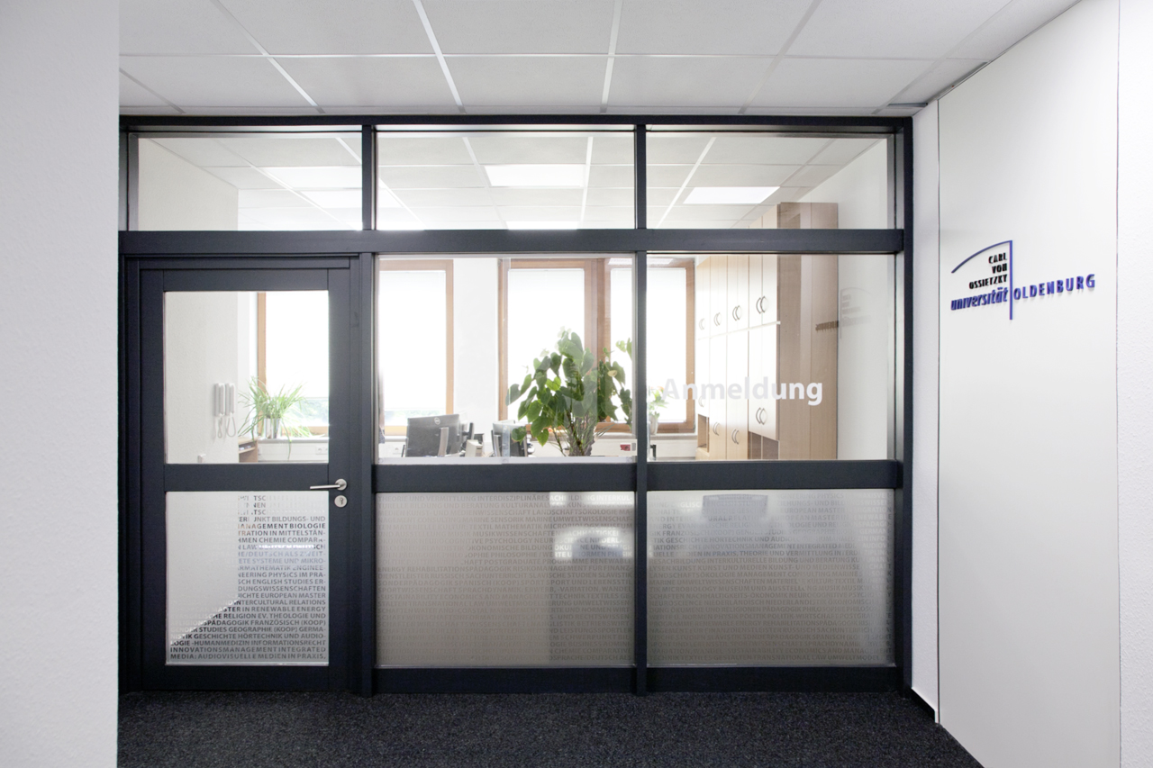 Carl von Ossietzky Universit&auml;t Oldenburg |&nbsp;Gestaltung Pr&auml;sidiumsflur
