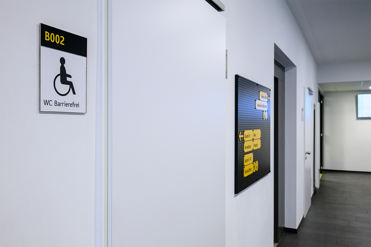 Paul-Spiegel-Berufskolleg Warendorf | Leit- und Orientierungssystem